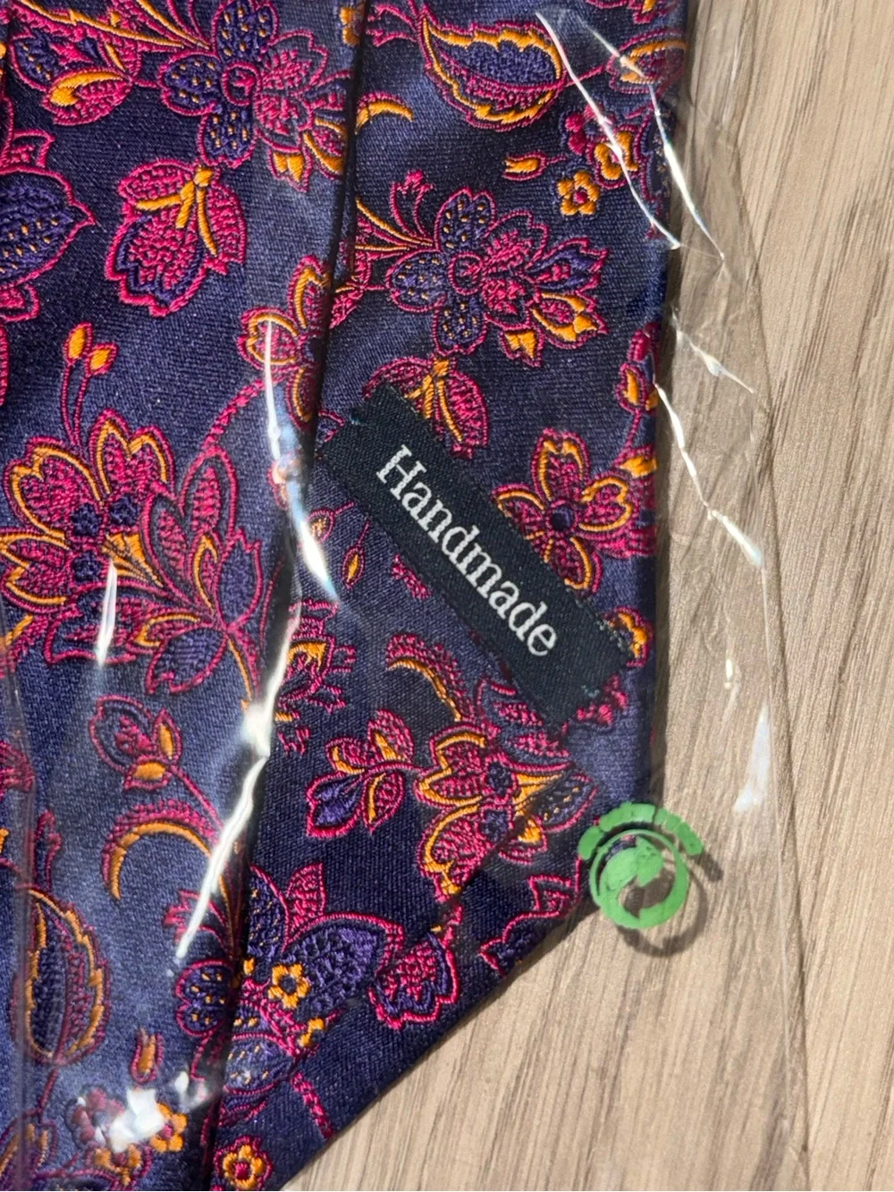 Paul Fredrick Mens Regular Navy paisley Handmade 100% Italian silk ties NWOT